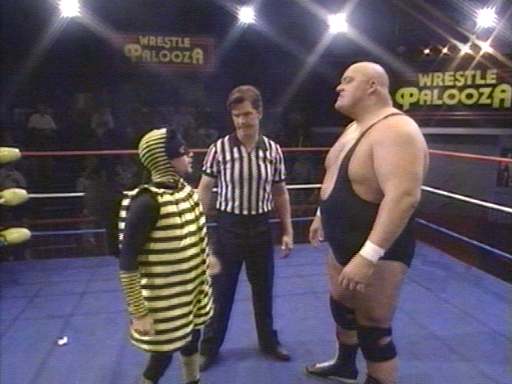 Bud, the referee and King Kong Bundy