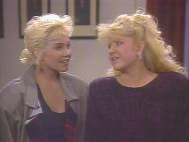  Christina Applegate 
